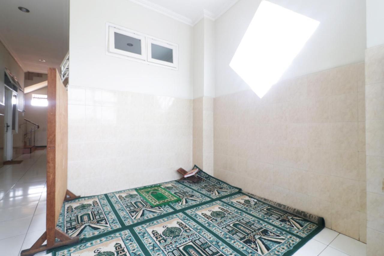 فندق أوما أمبل سورابايا المظهر الخارجي الصورة